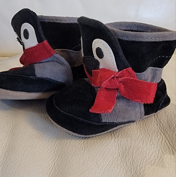 Robeez baby booties 0-6 months - Picture 4 of 5